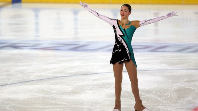 Zagitova’dan Büyüleyen Performans