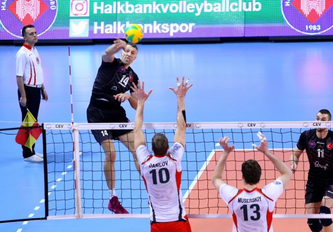 Halkbank Rus Takımı Mağlup Etti