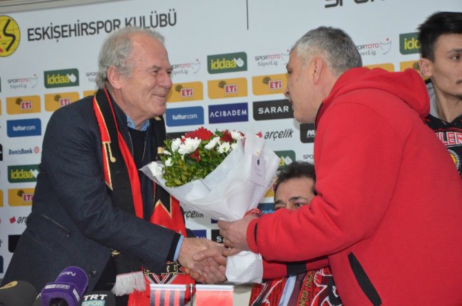Mustafa Denizli: "Elimden Gelen Her Şeyi Ortaya Koyacağım"