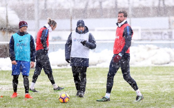Trabzonspor Kar Altına Çalıştı