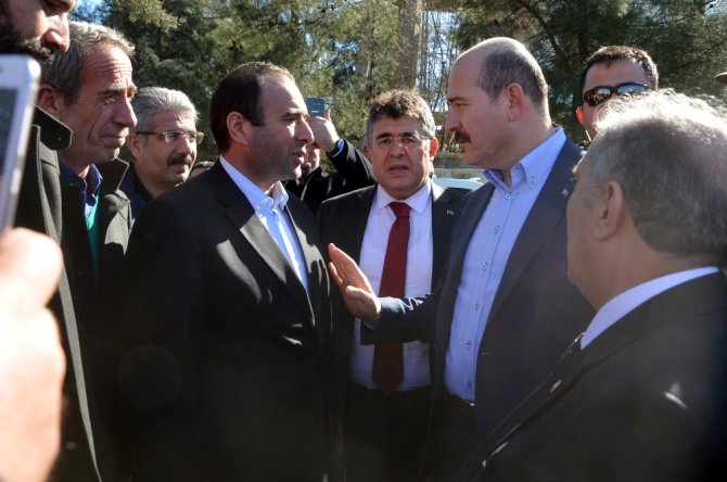 Bakan Soylu Şehidin Ailesini Ziyaret Etti