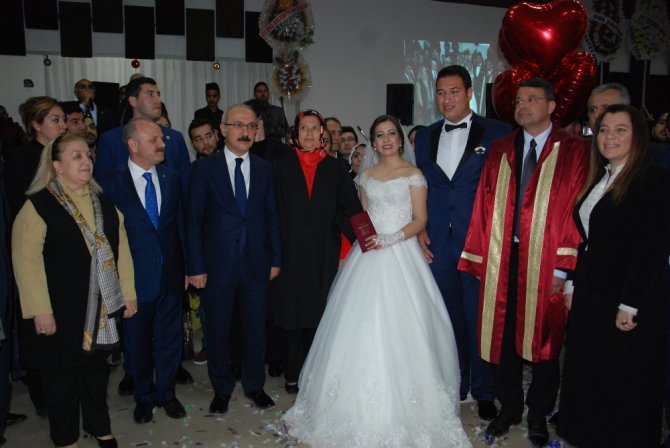 Bakan Elvan, Nikah Şahidi Oldu