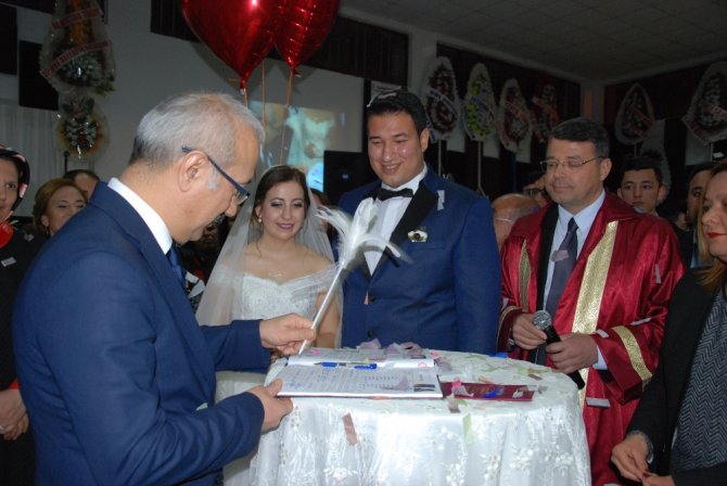Bakan Elvan, Nikah Şahidi Oldu