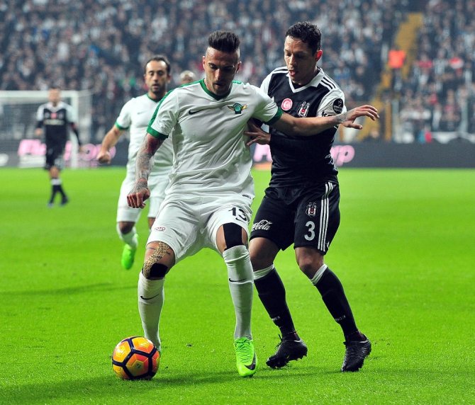 Zirvede Tek Başına!