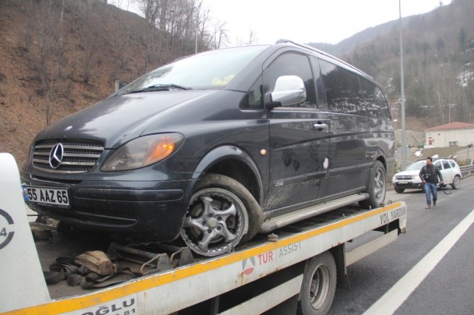 Bolu Dağı Tüneli’ndeki Kaza İstanbul Yönünü Trafiğe Kilitledi
