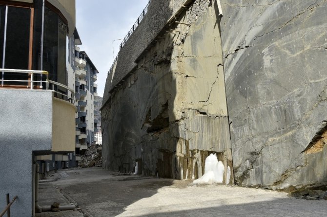 Gümüşhane’de İstinat Duvarının Çökmesine Hukuki İnceleme