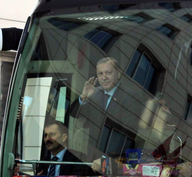 Cumhurbaşkanı Erdoğan’dan Mhp’li Başkana Ziyaret