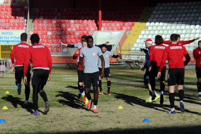 Beşiktaşlı Taraftarlardan Samsunspor’a Forma Desteği