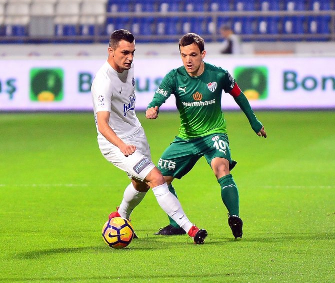 İlk Yarıda Tek Gol Var