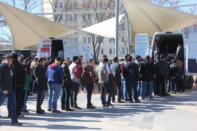 Gaziantep’te ’Fenerbahçe’ Kuyruğu