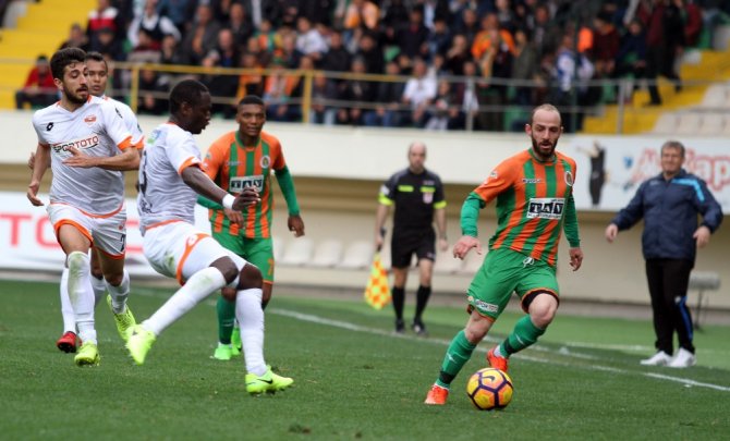 Akdeniz Derbisinde Alanya Şov!