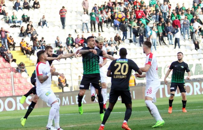 Akhisar’dan Kritik 3 Puan