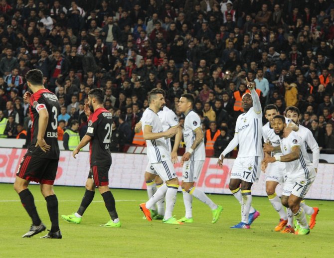 Hasret 4 Maça Çıktı!