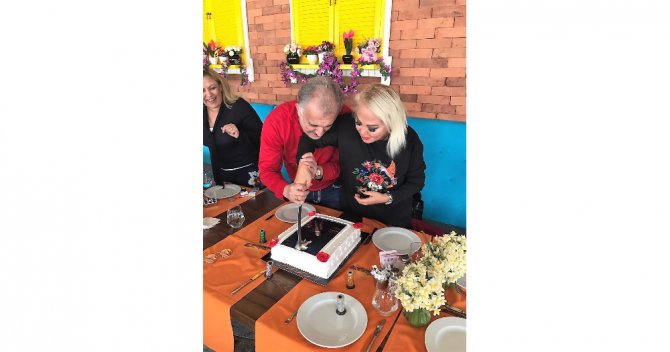 Safiye Soyman’a Doğum Günü Sürprizi