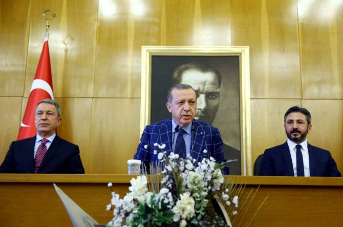 "Atılan Başlık Terbiyesizliktir, Seviyesizliktir"