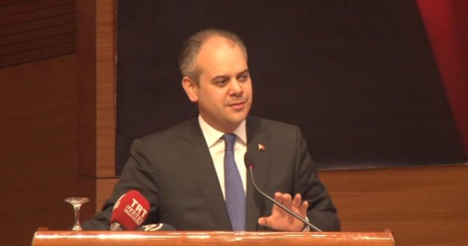 "Haberlerle Söylenenlerle Gündem Belirleme Günü Geçmiştir"