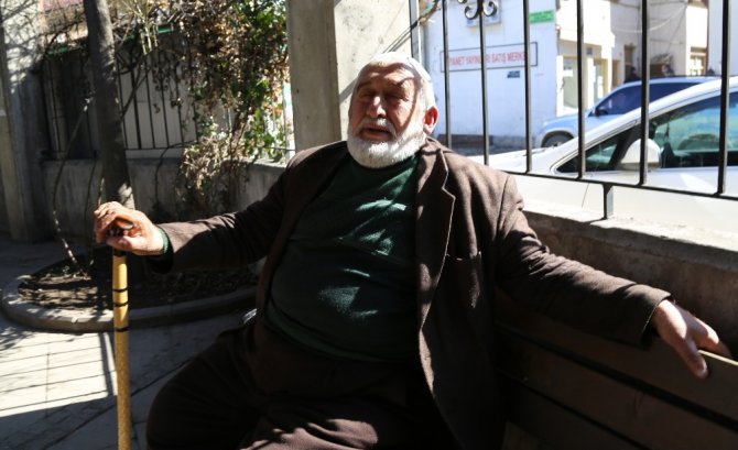 Artvinli Halk Ozanı Aşık Gülhani’nin 10 Yıllık Hac Rüyası Gerçek Oluyor