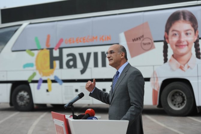 Chp’nin Otobüsleri Ve Kampanya Görselleri Hazır