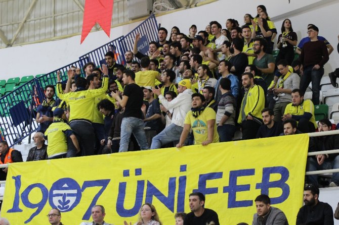 Fenerbahçe Yarı Finalde
