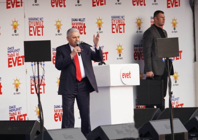 Başbakan Yıldırım Mitingde Nikah Kıydı