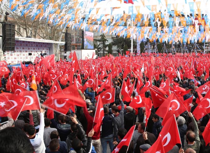 Başbakan Yıldırım Mitingde Nikah Kıydı