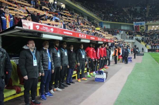 İlk 30 Dakika Golsüz Bitti