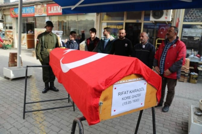 Artvin Kore Gazisini Son Yolculuğuna Uğurladı