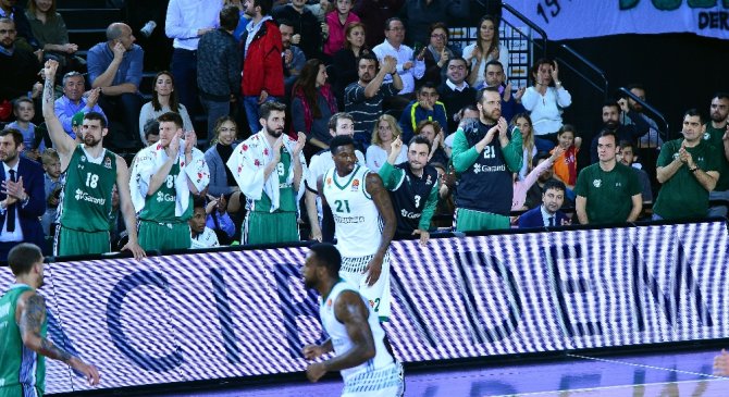 Darüşşafaka Doğuş, Panathinaikos’u Devirdi