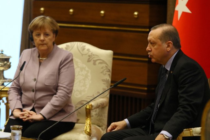 Almanya’nın Sabıka Dosyası Kabarık !