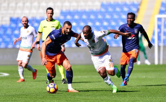 İlk Yarıda Tek Gol Vardı