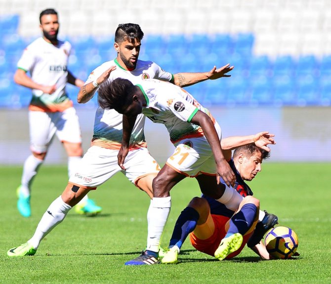 İlk Yarıda Tek Gol Vardı