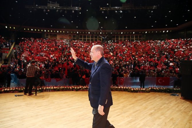 "İstersem Gelirim, Konuşturmazsanız Dünyayı Ayağa Kaldırırım"