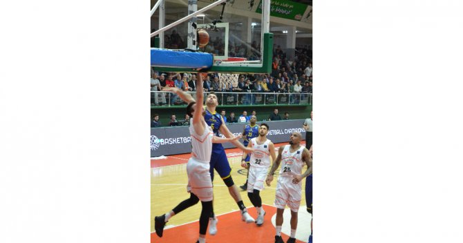 Banvit Çeyrek Finalde