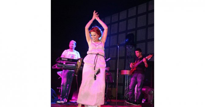 İki Dev Sanatçı İzmirlilerle Buluşacak