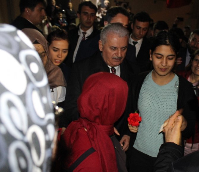 Başbakan Yıldırım’dan Anlamlı Ziyaret