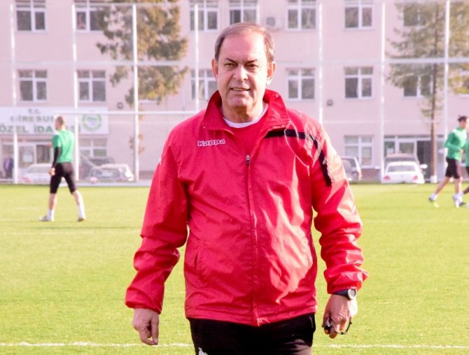 Yücel İldiz: “Gerçek Giresunspor’u Sahada Göstereceğiz”
