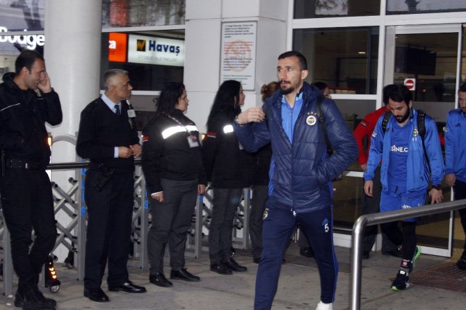 Fenerbahçe Kafilesi Antalya’da