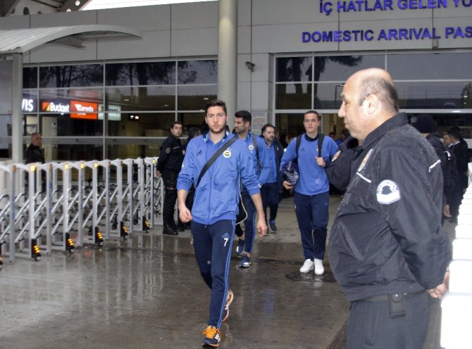 Fenerbahçe Kafilesi Antalya’da