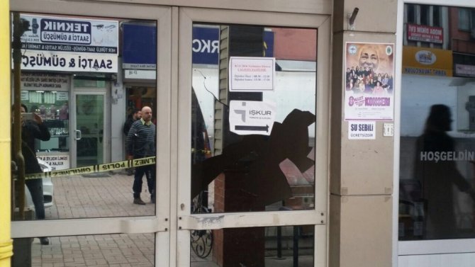 İşten Çıkartıldığı Belediyede Dehşet Saçtı