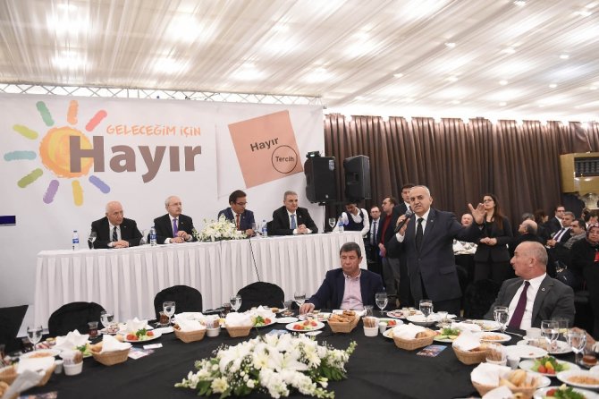 "Evet’le Hayır Siyah Ve Beyaz Kadar Açık Ve Net"
