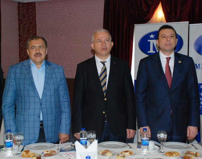 Bakan Eroğlu’ndan Kılıçdaroğlu’na ’Oku’ Tavsiyesi