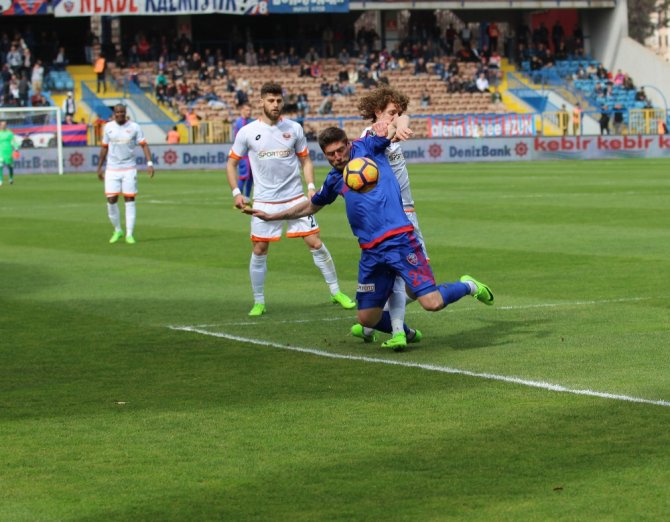 Karabükspor Evinde Kazandı