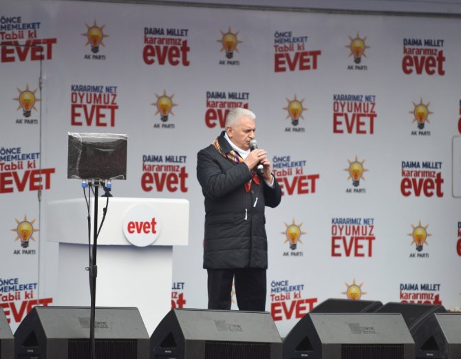 Başbakan Hollanda’ya Seslendi: Buradan Uyarıyorum !