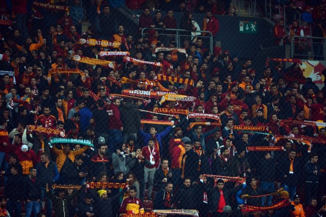 Arena’da İstifa Sesleri