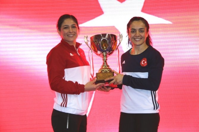 Yaşar Doğu Turnuvasında Şampiyon Türkiye