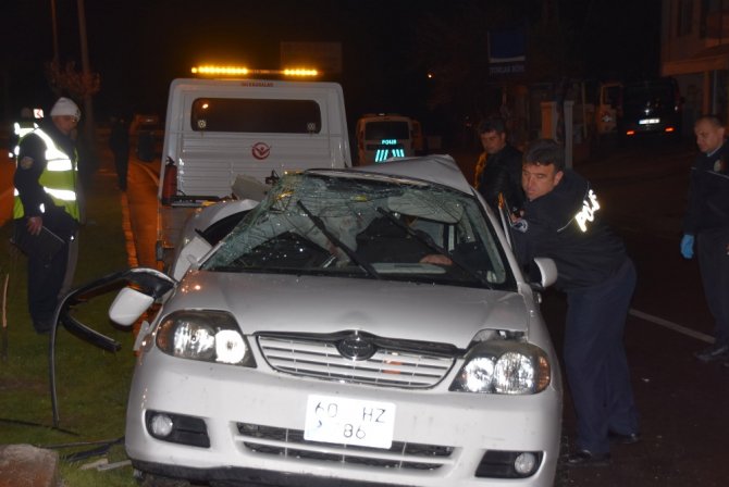 Kaza Yapan Araçtan Kaçarken Takla Attı: 1 Ölü, 5 Yaralı
