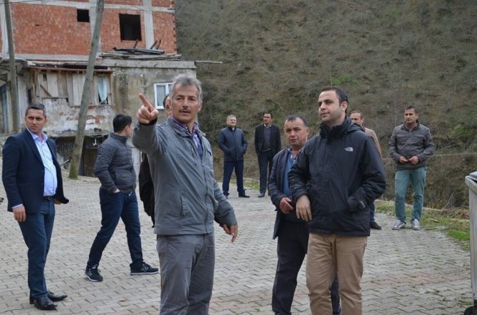 Görele Kaymakamı Köy Köy Gezerek Vatandaş İle Buluşuyor