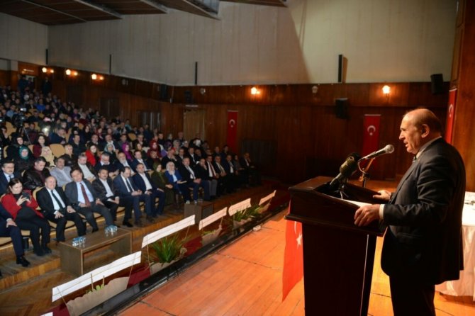 “Cumhurbaşkanın Partili Olması Kadar Doğal Bir Şey Yok”