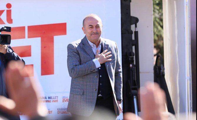 "Avrupa Fesatlıktan Çatlıyor"