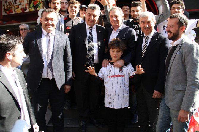 Aboubakar’a Ceza Verilecek Mi, Talisca Ayrılıyor Mu ?
